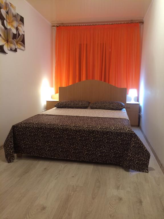 Apartment On Pyrohova 25 Vinnitsa Eksteriør bilde